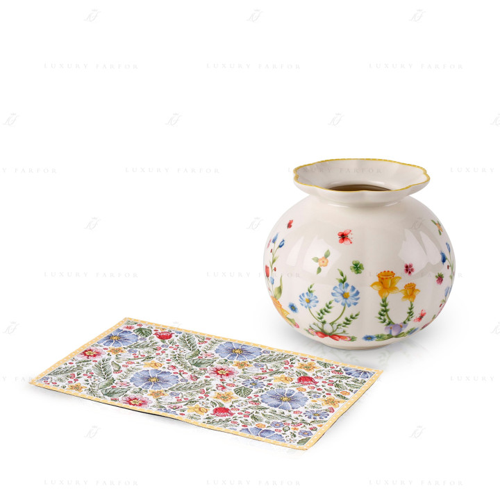 Коллекция Spring Awakening бренда VB