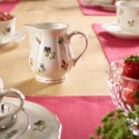 Чайный сервиз на 6 персон коллекции Petite Fleur бренда Villeroy & Boch