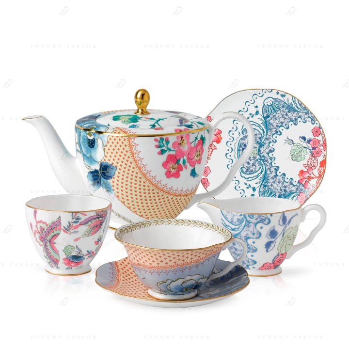 Чайный сервиз на 4 персоны коллекции Butterfly Bloom бренда Wedgwood