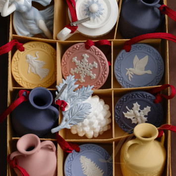 Коллекция Festive Décor бренда Wedgwood
