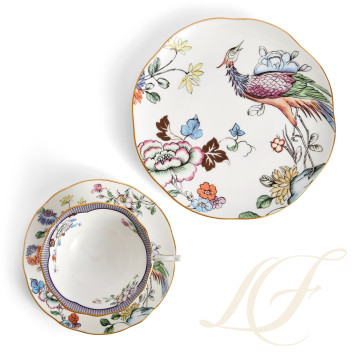 Тарелка закусочная 21см и чашка чайная с блюдцем 150мл коллекции Fortune бренда Wedgwood
