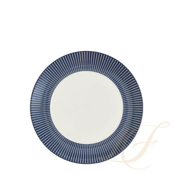 Тарелка закусочная 23,8см коллекции Gio Pinstripe Blue бренда Wedgwood