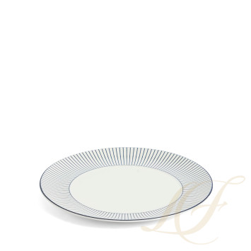 Тарелка закусочная 23,8см коллекции Gio Pinstripe White бренда Wedgwood