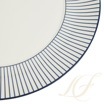 Тарелка закусочная 23,8см коллекции Gio Pinstripe White бренда Wedgwood