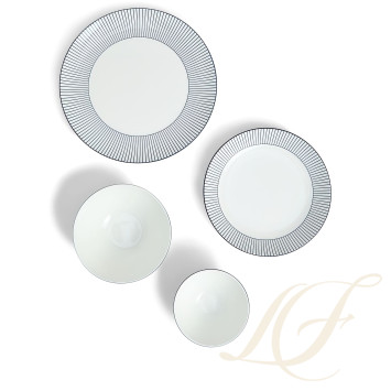Набор из 12 предметов коллекции Gio Pinstripe White бренда Wedgwood