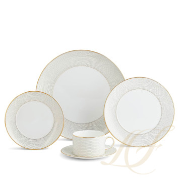 Набор из 5 предметов коллекции Gio Gold бренда Wedgwood