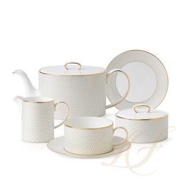 Чайный сервиз на 4 персоны коллекции Gio Gold бренда Wedgwood