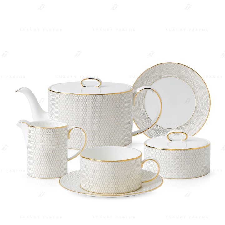 Чайный сервиз на 4 персоны коллекции Gio Gold бренда Wedgwood