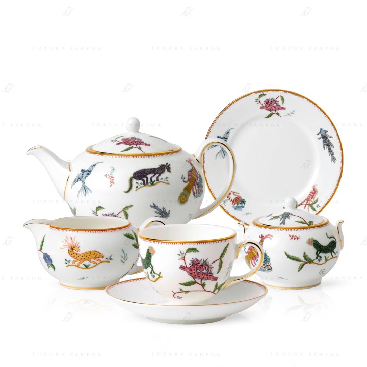 Чайный сервиз на 4 персоны коллекции Mythical Creatures бренда Wedgwood