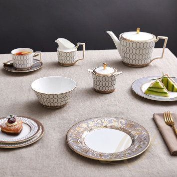 Тарелка закусочная 20см коллекции Renaissance Grey бренда Wedgwood