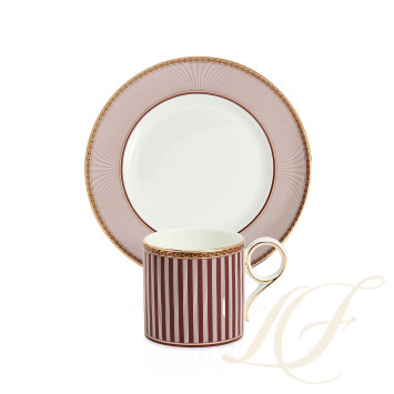 Коллекция Splendour Red бренда Wedgwood