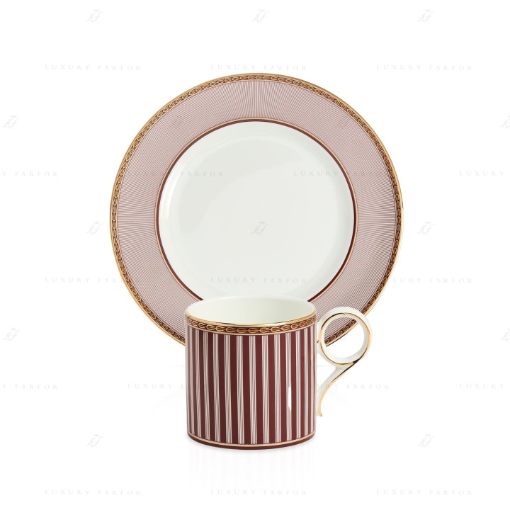 Коллекция Splendour Red бренда Wedgwood