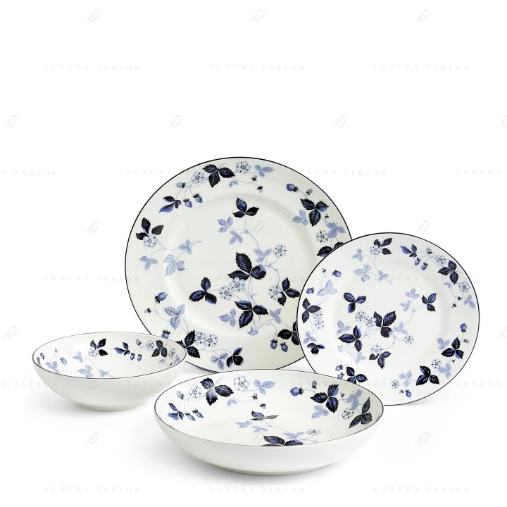 Набор из 4 предметов коллекции Wild Strawberry Inky Blue бренда Wedgwood