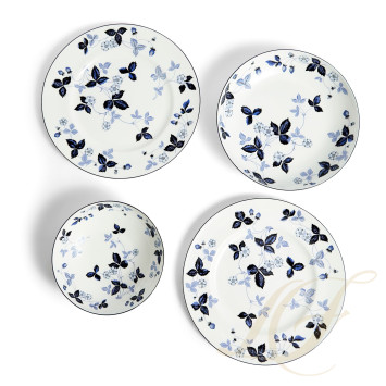 Набор из 8 предметов коллекции Wild Strawberry Inky Blue бренда Wedgwood