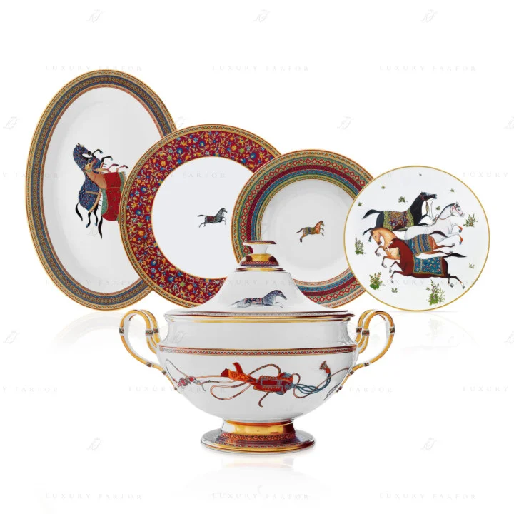 Столовый сервиз на 6 персон коллекции Cheval d'Orient бренда Hermes